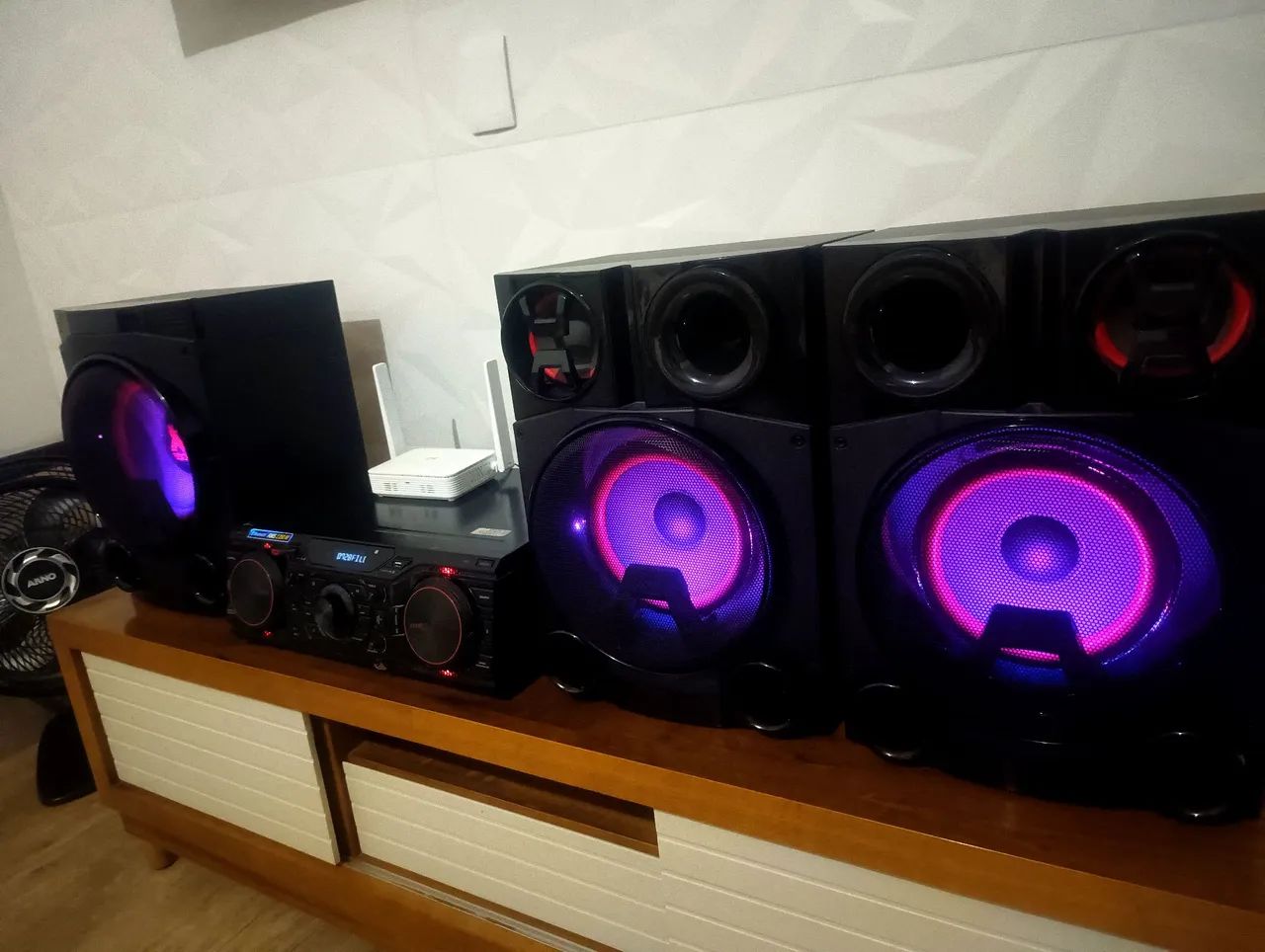 Som LG XBOOM CM 8460 - Foto 3