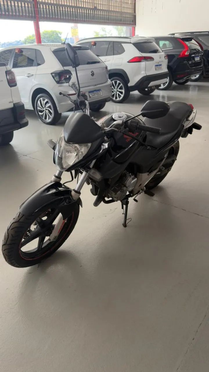HONDA CB 300R  - Foto 4