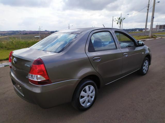 Etios Sedan X 2019 automático - Foto 4