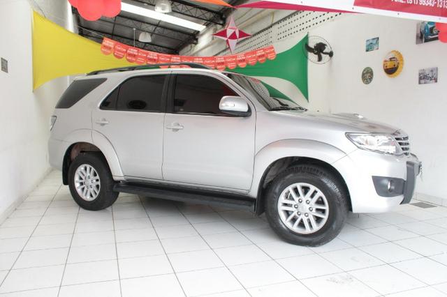 Toyota Hilux SW4 4x4 2014 - Foto 2