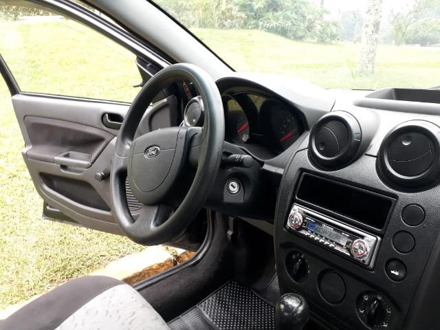 Ford Fiesta Sedan - Foto 8
