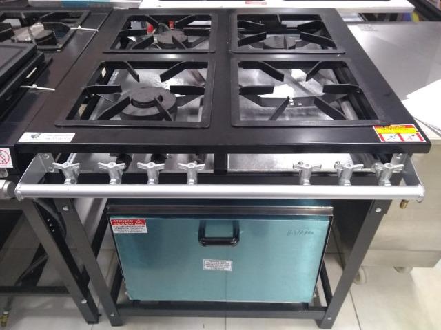 Fogão 4 bocas com forno 70 litros - *
