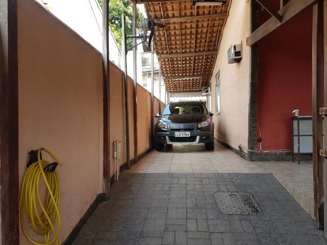 Otima casa linear de frente com 3 quartos 6 vagas aceito permuta - Foto 4