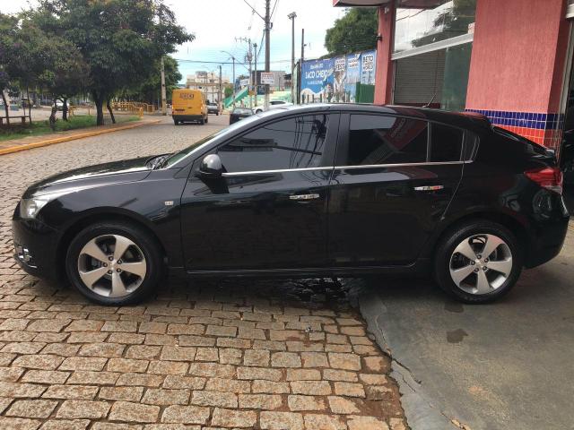 Cruze HB Sport LT automático