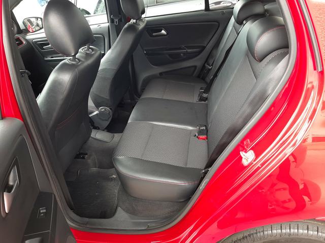 Vendo VW Fox 1.6 versão Rock IN RIO 13-14 valor: R$33.900,00 - Foto 8