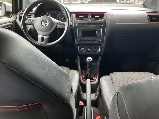 Vendo VW Fox 1.6 versão Rock IN RIO 13-14 valor: R$33.900,00 - Foto 9