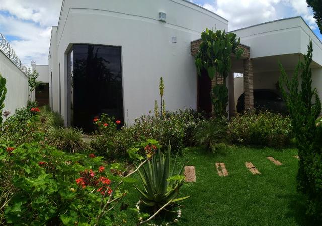 Casa em Araxá-Bairro Nobre - Alto Padrão