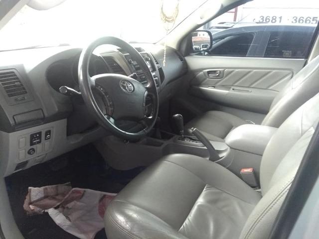 Toyota hilux cd srv 3.0 4x4 automática 2010 prata - Foto 7