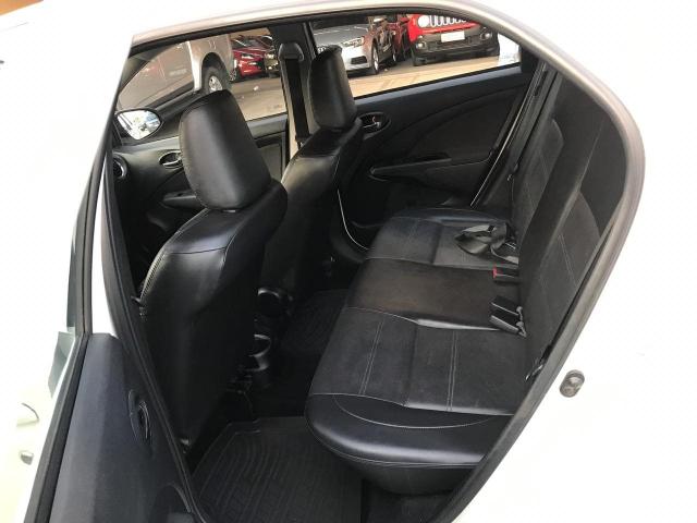 ETIOS 2015/2015 1.5 PLATINUM SEDAN 16V FLEX 4P MANUAL - Foto 5