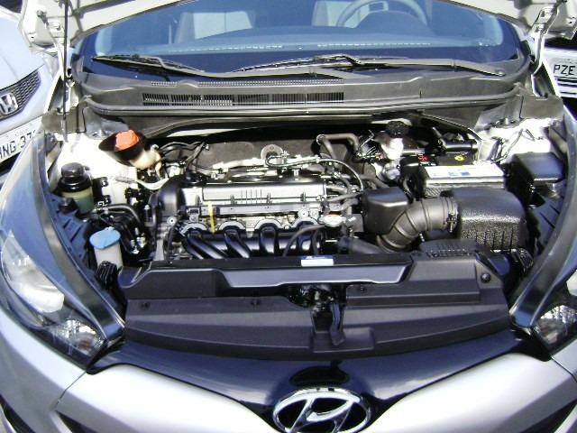 Hyundai HB20 1.6 Comfort Plus 2013 - Foto 10