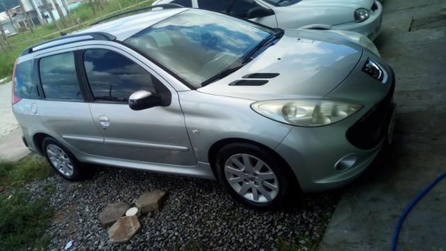 Peugeot 207 SW 2011