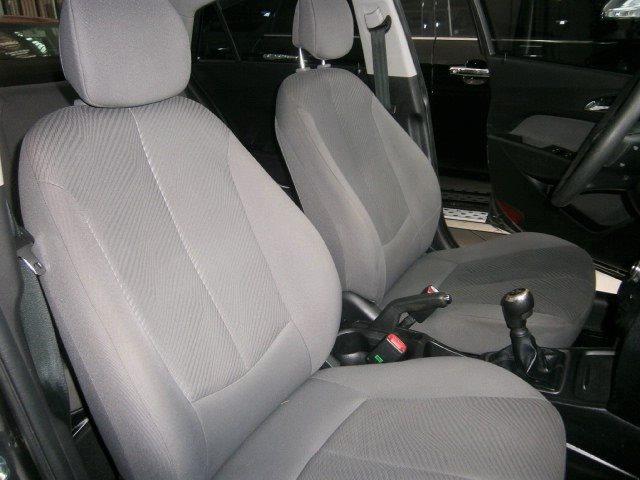 Hb20S 1.6 Comfort Style 2015 - Foto 8