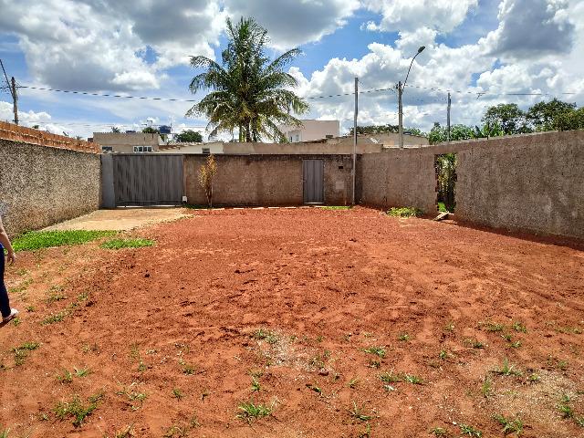 (Oportunidade) Casa de 1 Quarto no Porcelanato | Churrasqueira | Preço de Lote