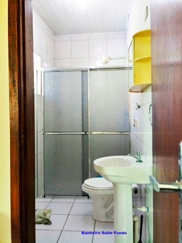 Vendo Casa 03 Dormitórios (02 Suítes) em Itanhaém SP, Lado Praia, próximo ao Jardim Suarão - Foto 15