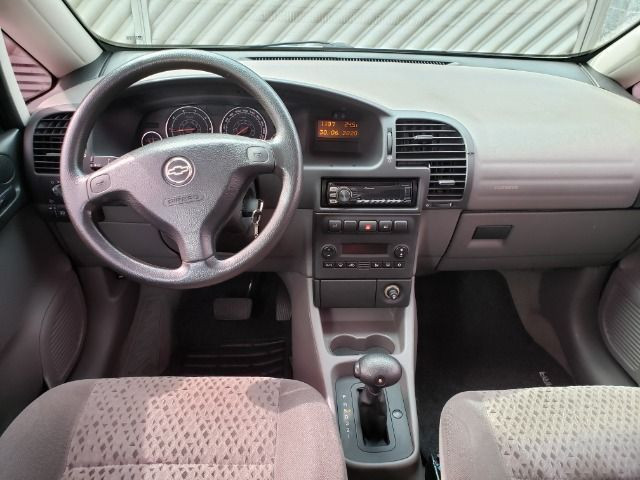 Zafira 2011 Elegance 2.0 Aut. 87.500 km *Acompanha Maleiro Eqmax - Foto 15