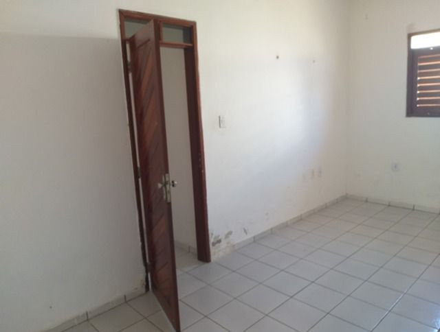 Vende-se uma excelente casa no bairro Nova Betania - Foto 10