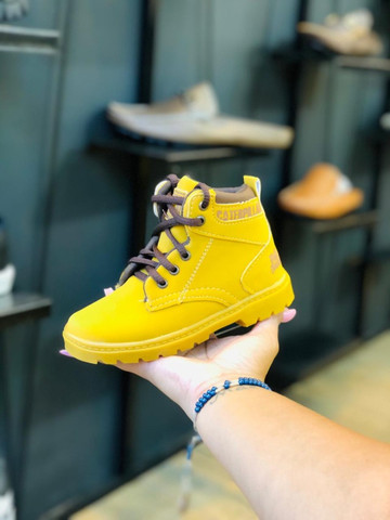 tenis caterpillar infantil