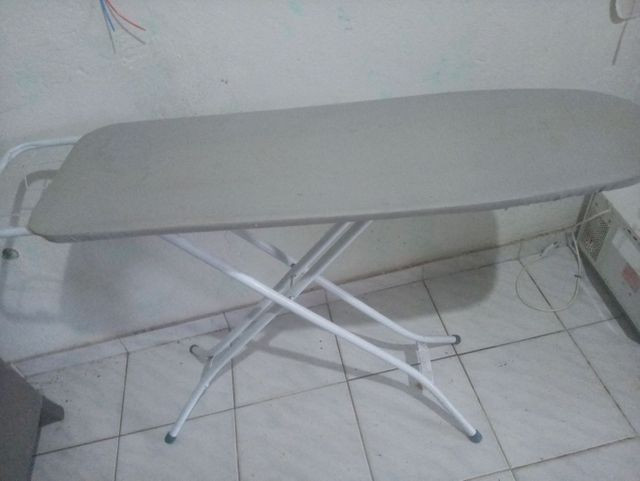 Tábua de passar roupa - Foto 2