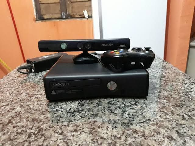Troco xbox 360 completo por uma tv lcd de 36 ou 40 polegadas