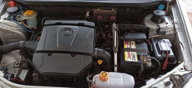 Palio Essence 1.6 16v G4 - Foto 5