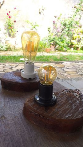 Luminária de mesa - em cubo ou tábua rústica - Foto 2