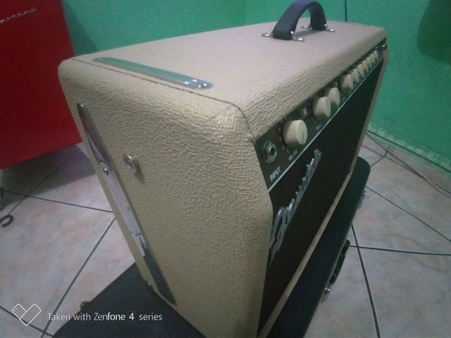Amplificador fender super Sonic 60 w - Foto 3