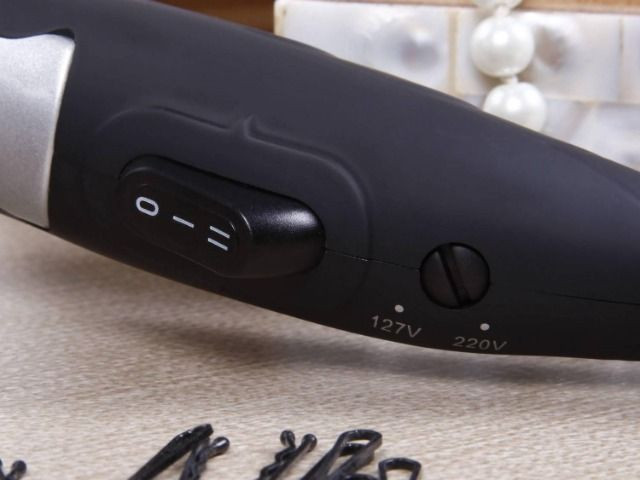Secador De Cabelo 850w 2 Velocidades Alisador Com função Íon - Foto 4