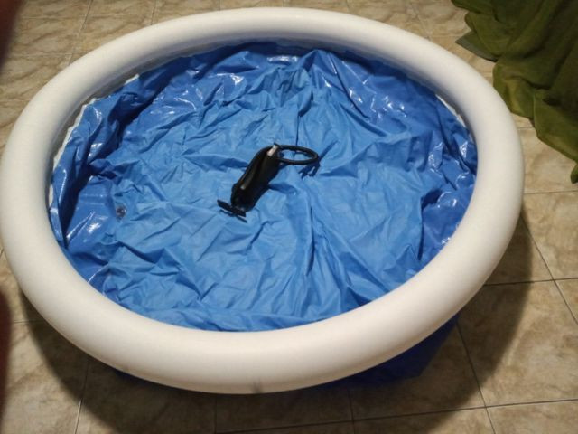 Piscina Bel lazer azul com bomba manual 1000 litro