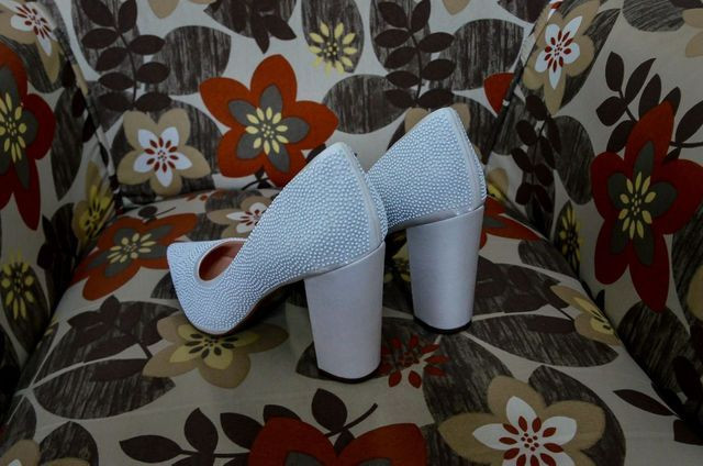 laura prado rio preto