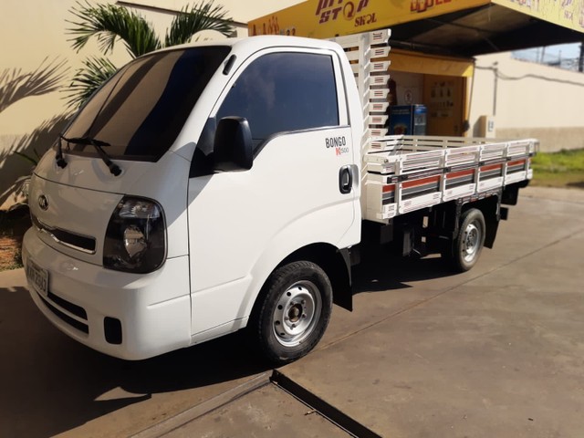 KIA BONGO K-2500 2.5 4X2