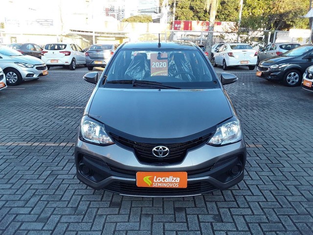 ETIOS 2019/2020 1.5 X PLUS SEDAN 16V FLEX 4P AUTOMÁTICO