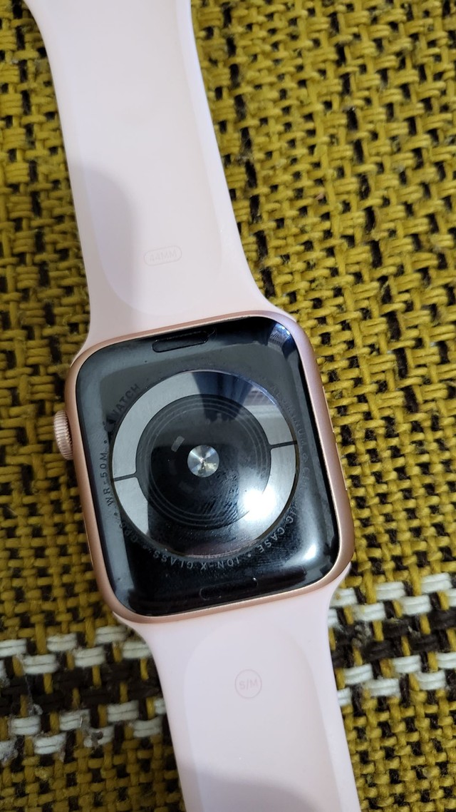 olx apple watch se