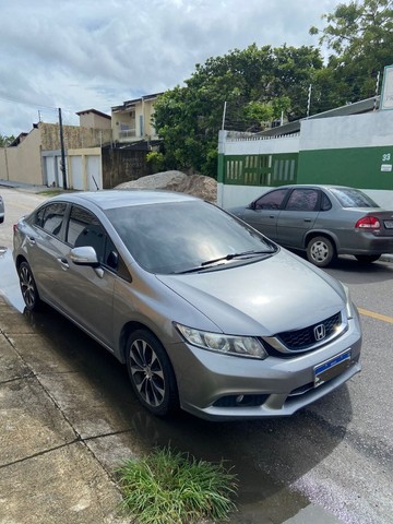 Vendo Civic em ótimo estado (Particular)