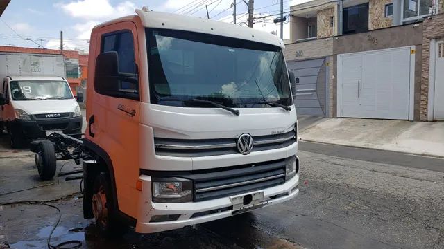 Caminhão Volvo FMX 500 8x4 2p (diesel) (e5) - 2022 - São Paulo