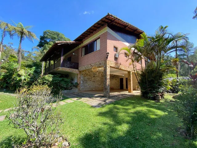 Casa para Venda em Teresópolis, Granja Guarani, 6 dormitórios, 1 suíte, 4 banheiros, 4 vag