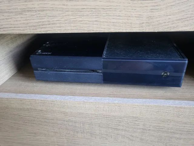 Xbox One + GTA V + Resident Evil - Foto 3