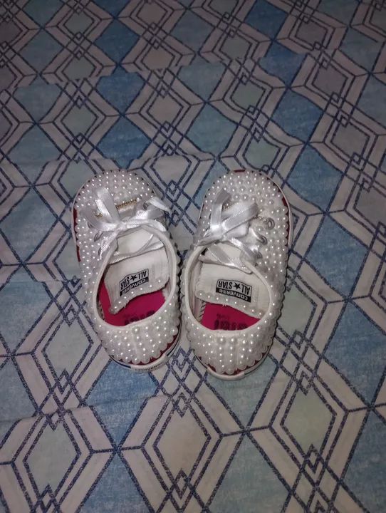 Tênis Converse Bebê - pérolas - branco - Foto 2