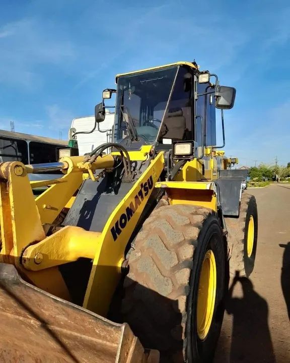 Pá carregadeira komatsu  - Foto 3