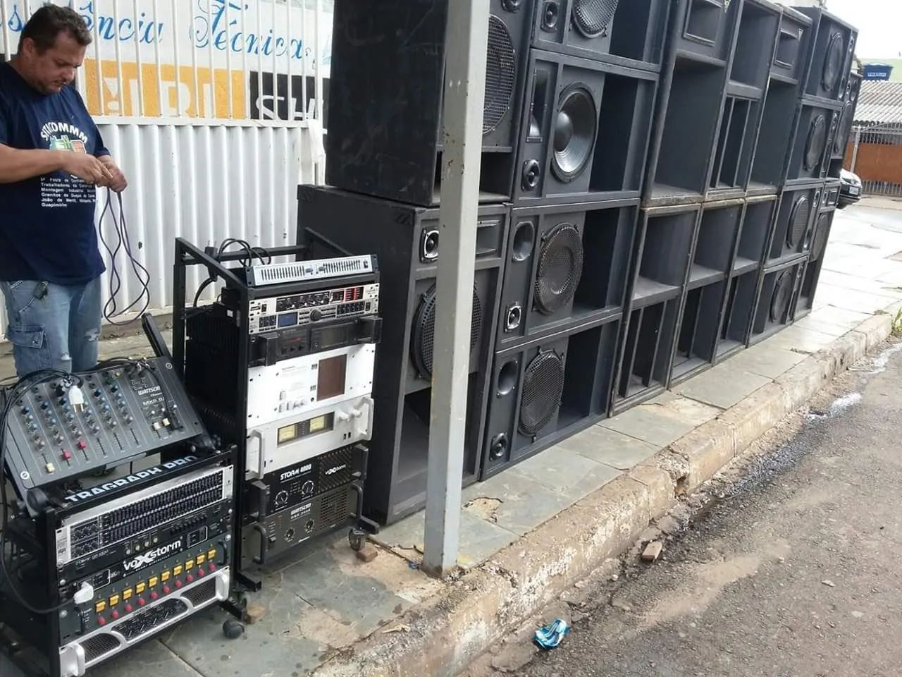 Fazemos manutenção em som profissional  - Foto 6