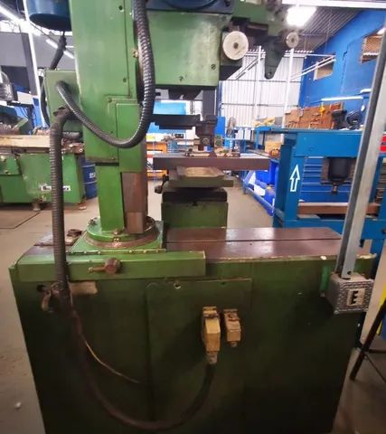 Retífica Afiadora Vigorelli Modelo AFV10 Para Ferramentas - Foto 6