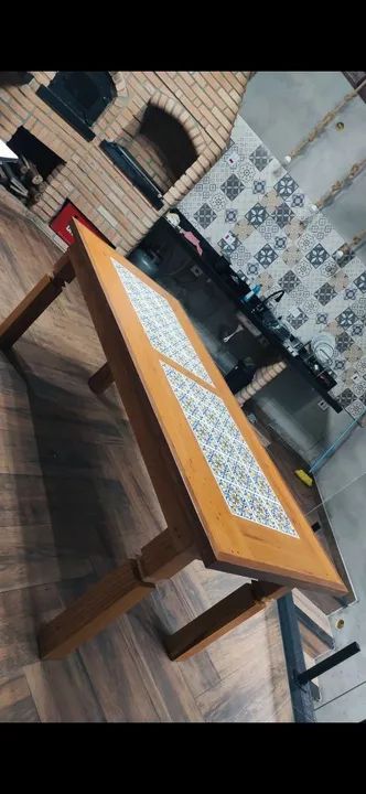 Mesa em peroba rosa com ladrilhos  - Foto 2