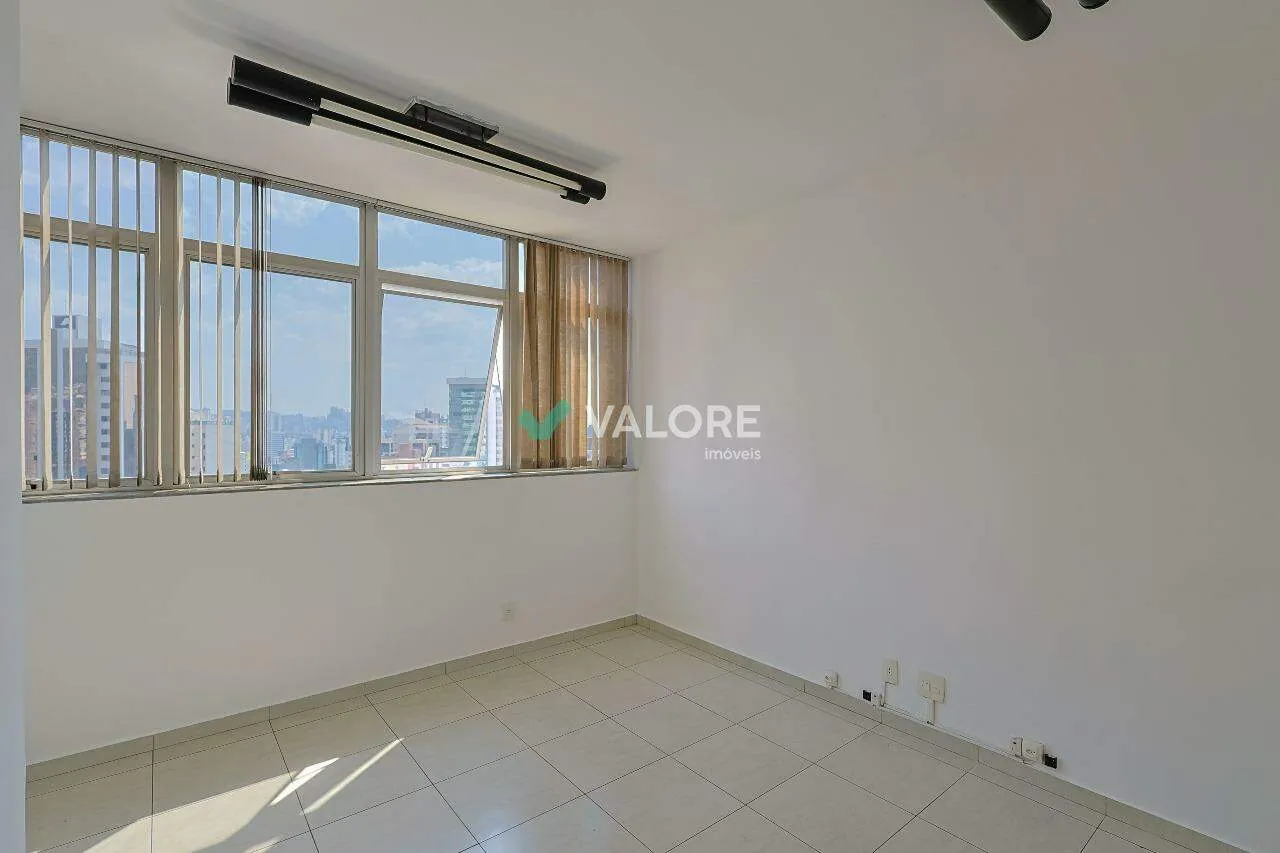 Sala para alugar no Funcionários