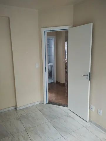 Ótimo apartamento 2 qt, 1 vaga coberta , em ótima localização 2km Centro Araucária - Foto 3