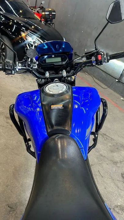 Vendo Lander 2022 manual chave reserva único dono todos os detalhes cromados..  - Foto 7