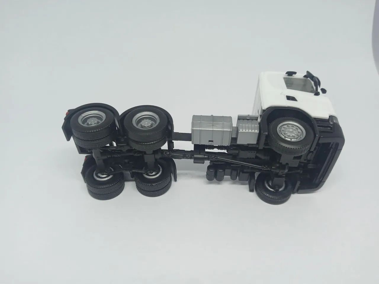 Caminhão Scania 6x6 - escala HO 1/87 herpa - Foto 5