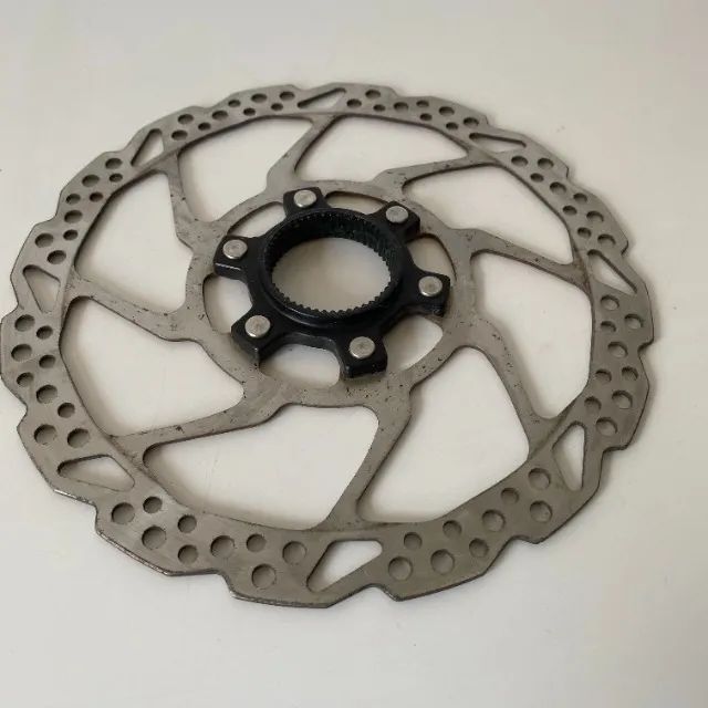 243 - Disco de freio Rotor Shimano Mtb Sm-Rt54 center Lock 180mm usado - Foto 4