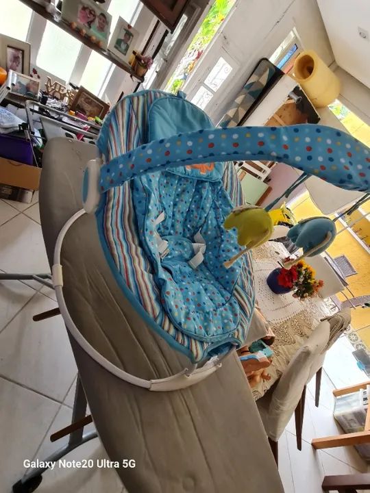 Cadeira para bebê toca música e vibra  - Foto 4