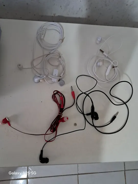 Fones de ouvido para celular