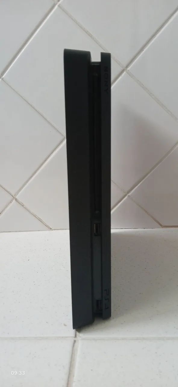 PS4 USADO ( ACOMPANHA 3 JOGOS ) - Foto 4