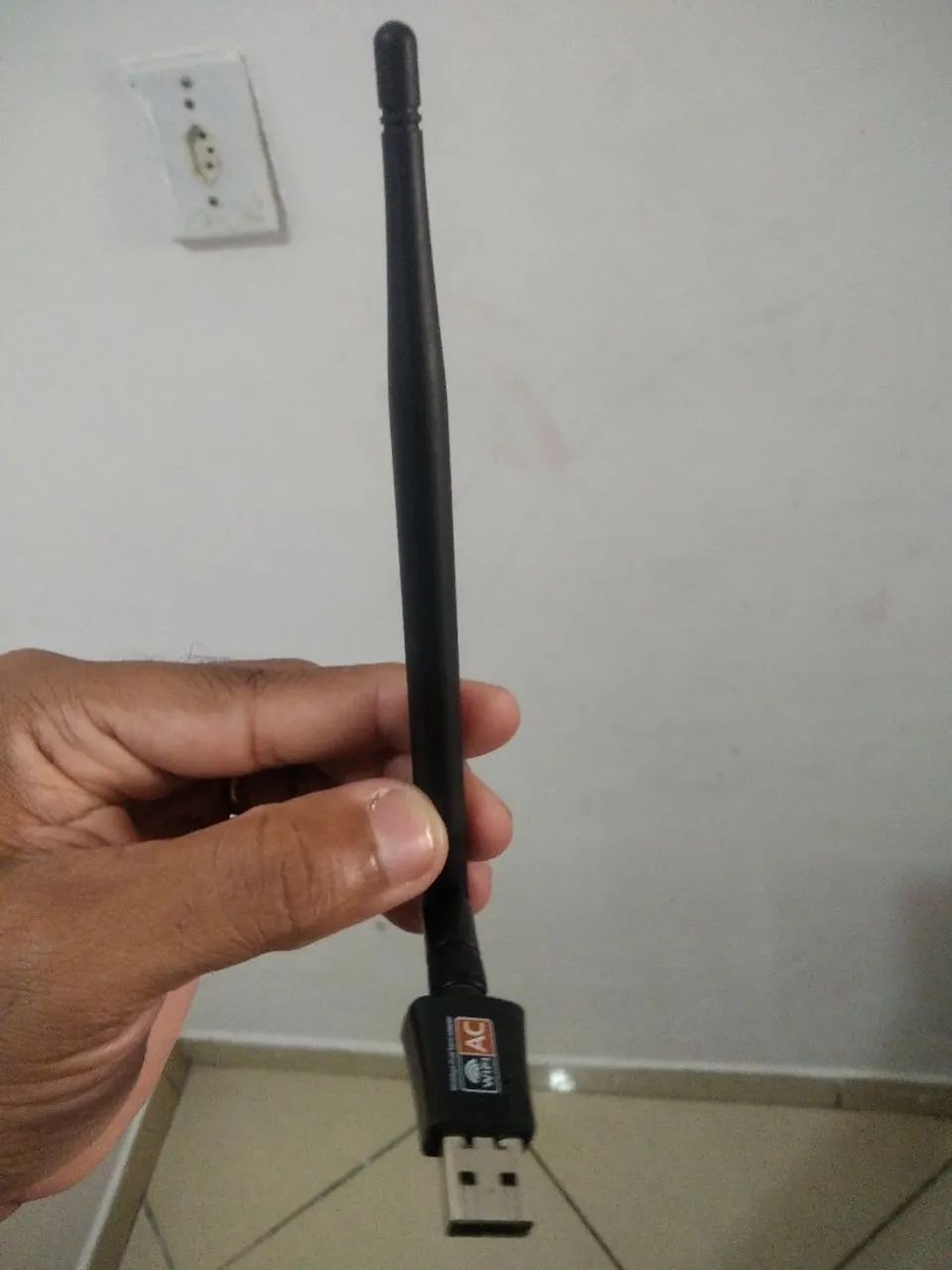 Wireless adapter64275298822147120